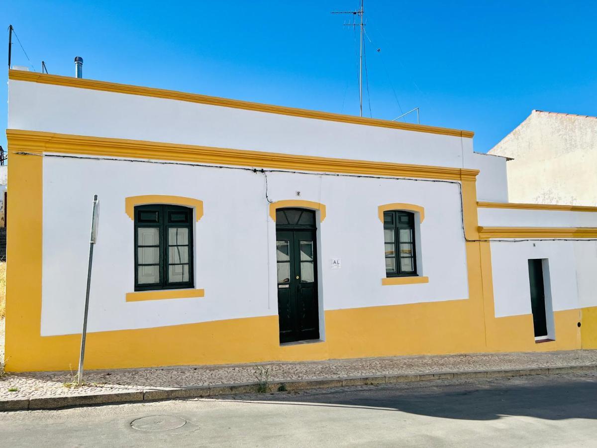 Villa Casa Da Saluquia Moura Esterno foto